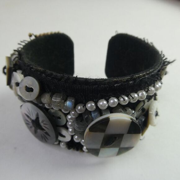 Chunky Funky Cuff Bangle Bracelet Mother of Pearl Shell Button Fabric DIY Artist - Picture 1 of 9
